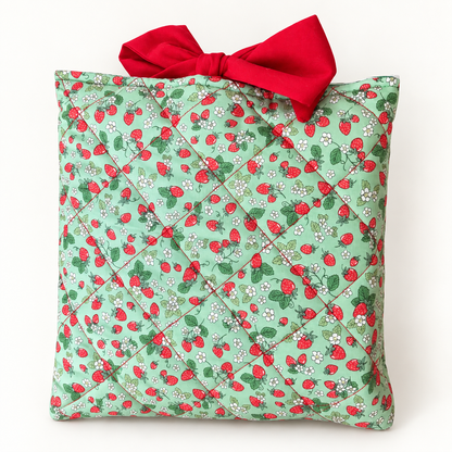 Vintage Strawberry Book Sleeve