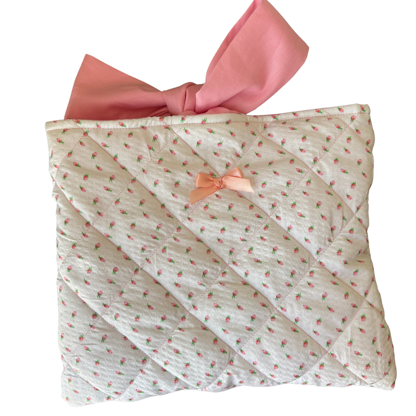 Coquette Quilted Book Sleeve
