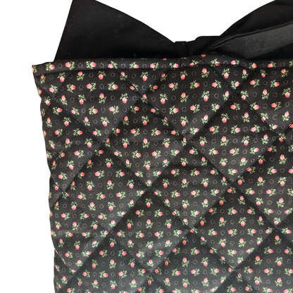Black Rosebud Quilted Book Sleeve